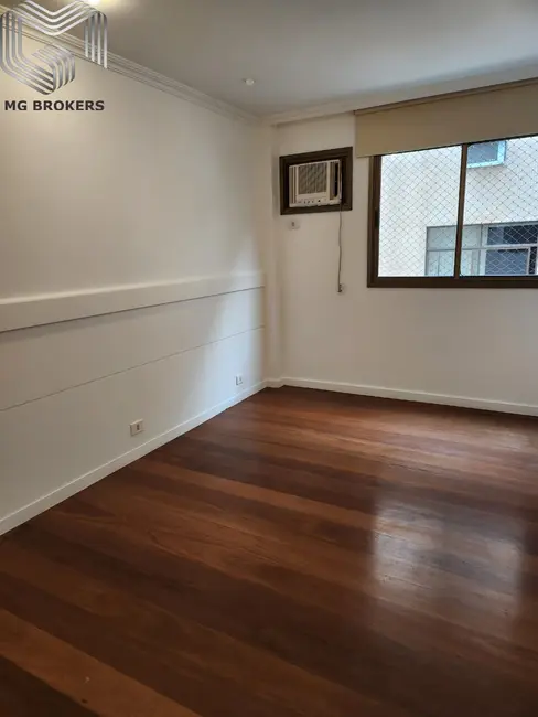 Apartamento com 4 quartos à venda, 172m2 em Barra da Tijuca, Rio De Janeiro - RJ - imagem 9 Foto 9 de Apartamento com 4 quartos à venda, 172m2 em Barra da Tijuca, Rio De Janeiro - RJ