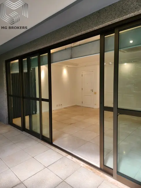 Apartamento com 4 quartos à venda, 172m2 em Barra da Tijuca, Rio De Janeiro - RJ - imagem 2 Foto 2 de Apartamento com 4 quartos à venda, 172m2 em Barra da Tijuca, Rio De Janeiro - RJ