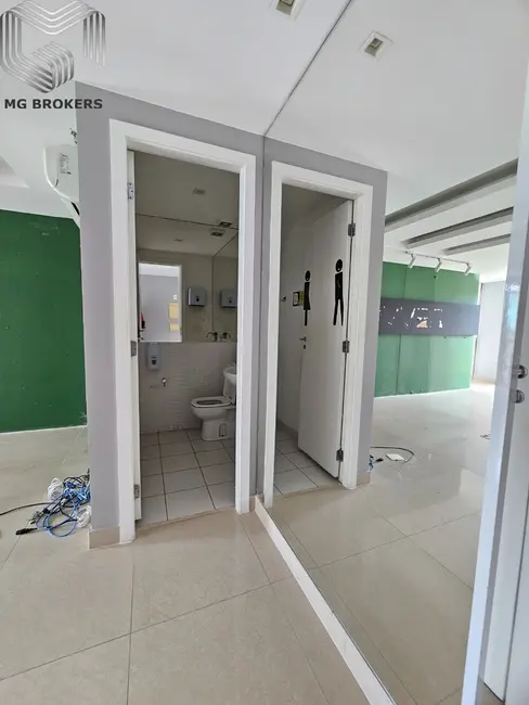 Sala Comercial à venda, 546m2 em Barra da Tijuca, Rio De Janeiro - RJ - imagem 9 Foto 9 de Sala Comercial à venda, 546m2 em Barra da Tijuca, Rio De Janeiro - RJ