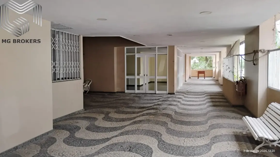 Foto 2 de Apartamento com 2 quartos à venda, 83m2 em Copacabana, Rio De Janeiro - RJ