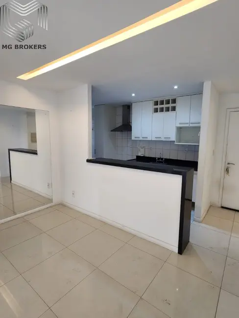 Apartamento com 3 quartos à venda, 81m2 em Barra da Tijuca, Rio De Janeiro - RJ - imagem 4 Foto 4 de Apartamento com 3 quartos à venda, 81m2 em Barra da Tijuca, Rio De Janeiro - RJ