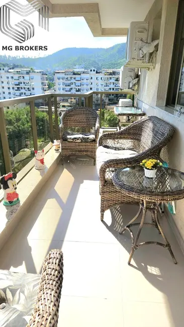 Foto 2 de Apartamento com 2 quartos à venda, 65m2 em Anil, Rio De Janeiro - RJ