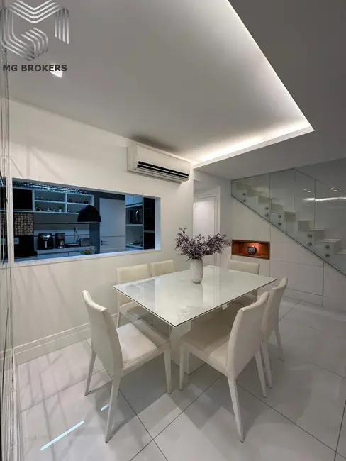 Foto 3 de Apartamento com 3 quartos à venda, 220m2 em Icaraí, Niteroi - RJ