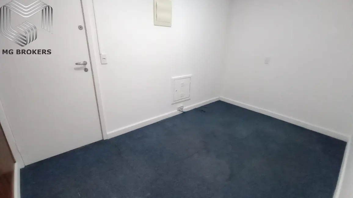 Sala Comercial à venda e para alugar, 120m2 em Jacarepaguá, Rio De Janeiro - RJ - imagem 9 Foto 9 de Sala Comercial à venda e para alugar, 120m2 em Jacarepaguá, Rio De Janeiro - RJ