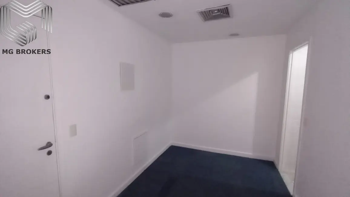 Sala Comercial à venda e para alugar, 120m2 em Jacarepaguá, Rio De Janeiro - RJ - imagem 2 Foto 2 de Sala Comercial à venda e para alugar, 120m2 em Jacarepaguá, Rio De Janeiro - RJ