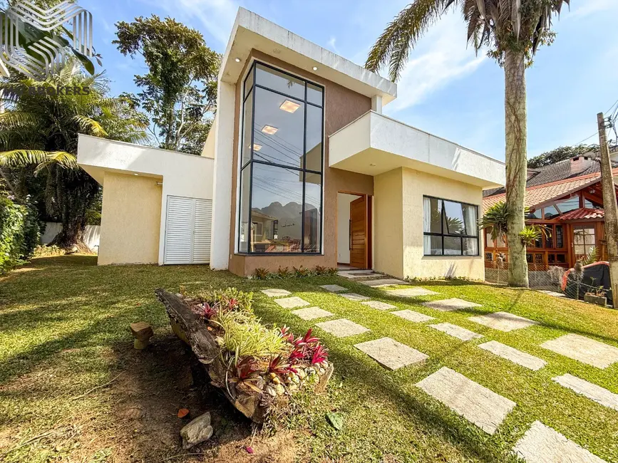 Foto 4 de Casa de Condomínio com 3 quartos à venda, 131m2 em Vargem Grande, Teresopolis - RJ