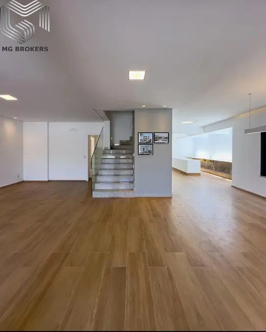 Casa de Condomínio com 4 quartos à venda, 443m2 em Recreio dos Bandeirantes, Rio De Janeiro - RJ - imagem 4 Foto 4 de Casa de Condomínio com 4 quartos à venda, 443m2 em Recreio dos Bandeirantes, Rio De Janeiro - RJ