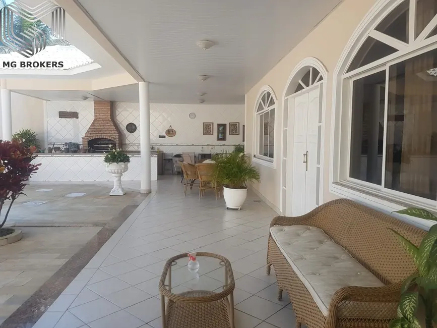 Casa de Condomínio com 3 quartos à venda, 650m2 em Barra da Tijuca, Rio De Janeiro - RJ - imagem 5 Foto 5 de Casa de Condomínio com 3 quartos à venda, 650m2 em Barra da Tijuca, Rio De Janeiro - RJ