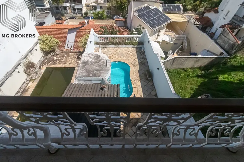 Casa de Condomínio com 3 quartos à venda, 241m2 em Freguesia (Jacarepaguá), Rio De Janeiro - RJ - imagem 2 Foto 2 de Casa de Condomínio com 3 quartos à venda, 241m2 em Freguesia (Jacarepaguá), Rio De Janeiro - RJ