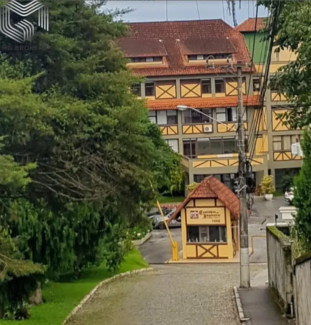 Apartamento com 2 quartos à venda, 177m2 em Centro, Petropolis - RJ - imagem 7 Foto 7 de Apartamento com 2 quartos à venda, 177m2 em Centro, Petropolis - RJ