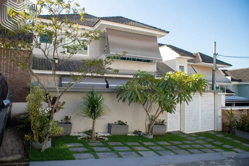 Casa de Condomínio com 4 quartos à venda, 315m2 em Pechincha, Rio De Janeiro - RJ - imagem 1 Foto 1 de Casa de Condomínio com 4 quartos à venda, 315m2 em Pechincha, Rio De Janeiro - RJ