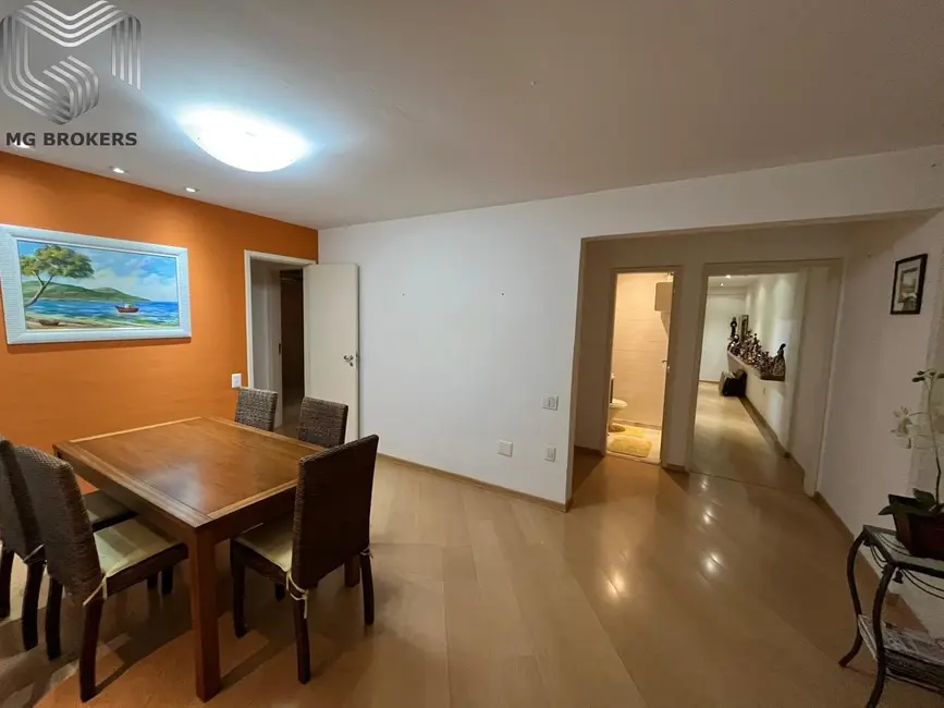 Apartamento com 3 quartos à venda, 143m2 em Vila Isabel, Rio De Janeiro - RJ - imagem 7 Foto 7 de Apartamento com 3 quartos à venda, 143m2 em Vila Isabel, Rio De Janeiro - RJ