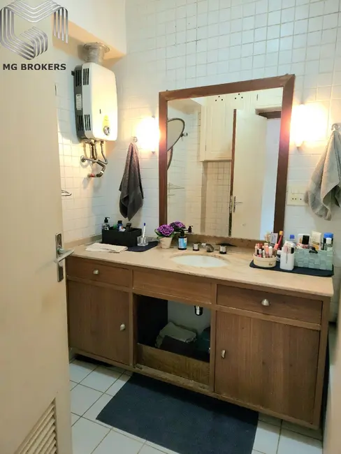 Apartamento com 2 quartos à venda, 99m2 em Botafogo, Rio De Janeiro - RJ - imagem 7 Foto 7 de Apartamento com 2 quartos à venda, 99m2 em Botafogo, Rio De Janeiro - RJ