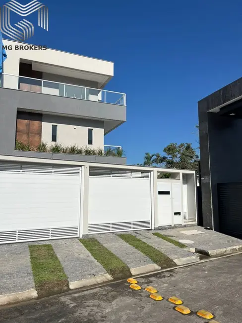 Foto 1 de Casa de Condomínio com 4 quartos à venda e para alugar, 220m2 em Vargem Pequena, Rio De Janeiro - RJ