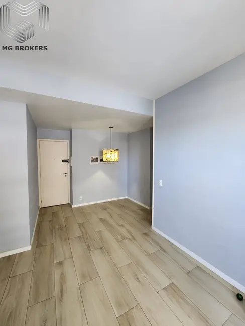 Foto 4 de Apartamento com 2 quartos à venda, 70m2 em Barra da Tijuca, Rio De Janeiro - RJ