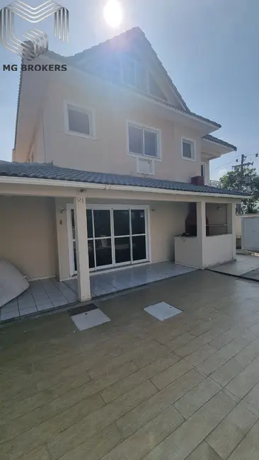 Foto 2 de Casa de Condomínio com 6 quartos à venda e para alugar, 180m2 em Recreio dos Bandeirantes, Rio De Janeiro - RJ