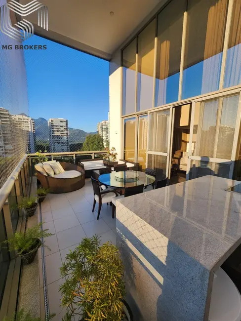 Foto 3 de Apartamento com 4 quartos à venda, 232m2 em Barra da Tijuca, Rio De Janeiro - RJ