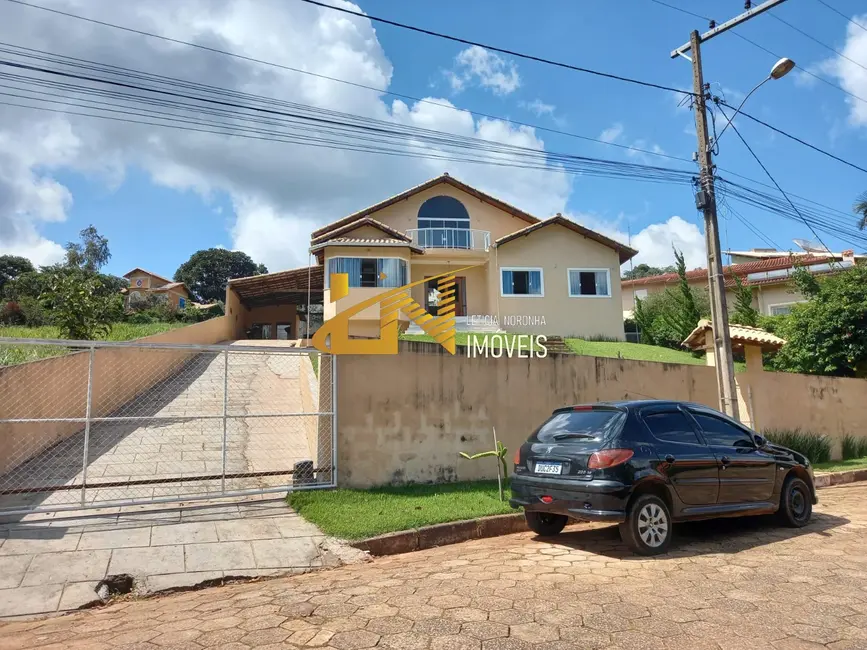 Foto 2 de Casa de Condomínio com 4 quartos à venda, 256m2 em Soledade De Minas - MG
