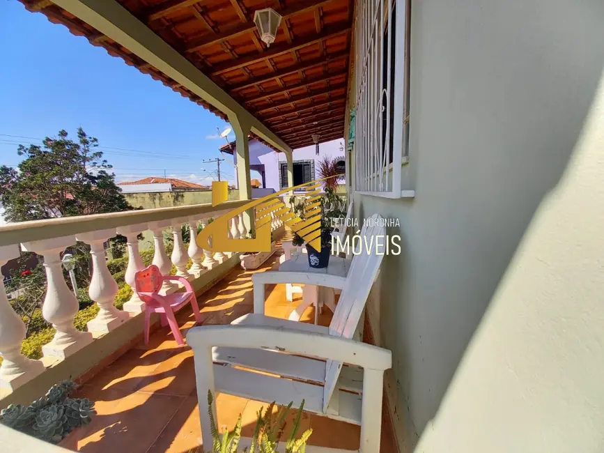 Casa com 3 quartos à venda, 147m2 em Sao Lourenco - MG - imagem 6 Foto 6 de Casa com 3 quartos à venda, 147m2 em Sao Lourenco - MG