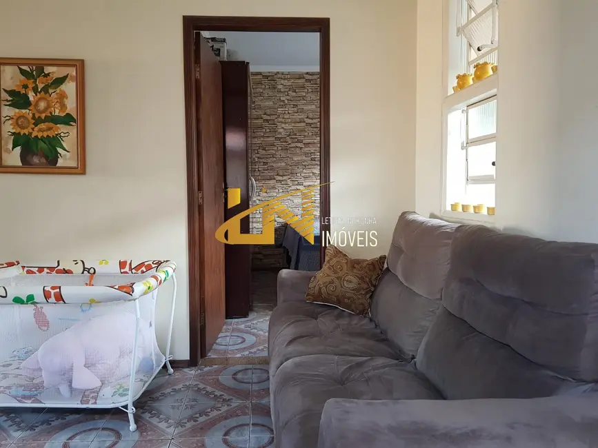 Casa com 3 quartos à venda, 69m2 em Sao Lourenco - MG - imagem 3 Foto 3 de Casa com 3 quartos à venda, 69m2 em Sao Lourenco - MG