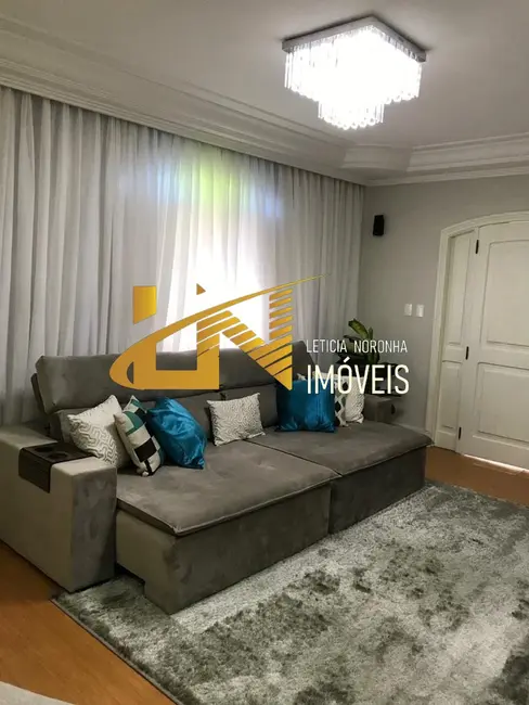 Foto 2 de Casa com 4 quartos à venda, 252m2 em Sao Lourenco - MG