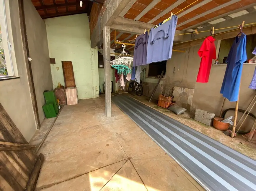 Casa com 4 quartos à venda, 115m2 em Sao Lourenco - MG - imagem 5 Foto 5 de Casa com 4 quartos à venda, 115m2 em Sao Lourenco - MG