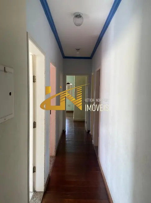 Foto 6 de Casa com 4 quartos à venda, 478m2 em Sao Lourenco - MG