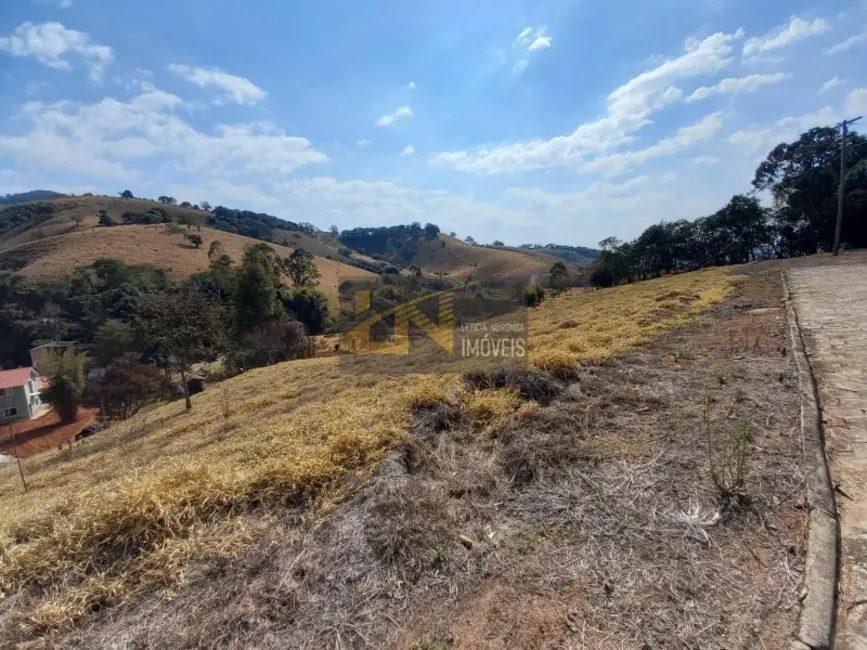 Foto 2 de Chácara com 3 quartos à venda, 290m2 em Soledade De Minas - MG