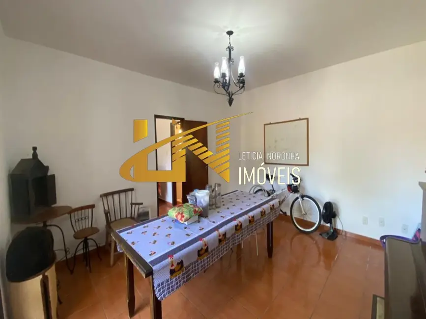 Casa com 3 quartos à venda, 205m2 em Sao Lourenco - MG - imagem 7 Foto 7 de Casa com 3 quartos à venda, 205m2 em Sao Lourenco - MG