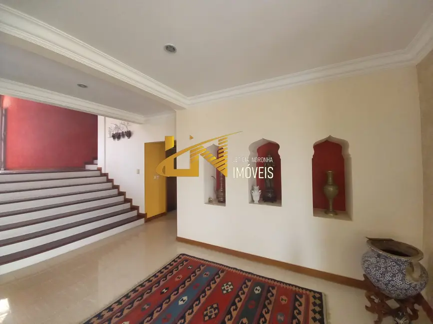 Casa com 6 quartos à venda, 716m2 em Sao Lourenco - MG - imagem 3 Foto 3 de Casa com 6 quartos à venda, 716m2 em Sao Lourenco - MG