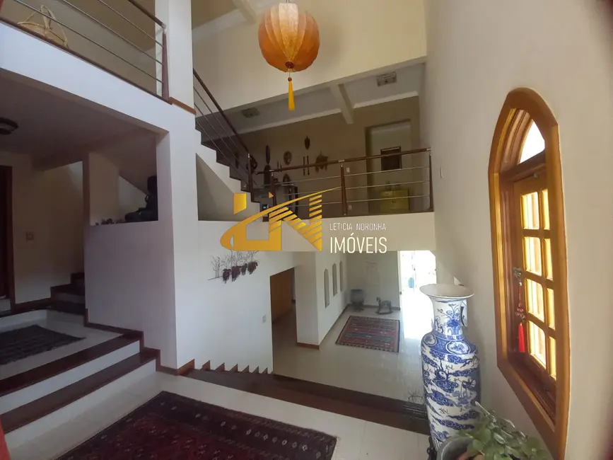 Casa com 6 quartos à venda, 716m2 em Sao Lourenco - MG - imagem 7 Foto 7 de Casa com 6 quartos à venda, 716m2 em Sao Lourenco - MG