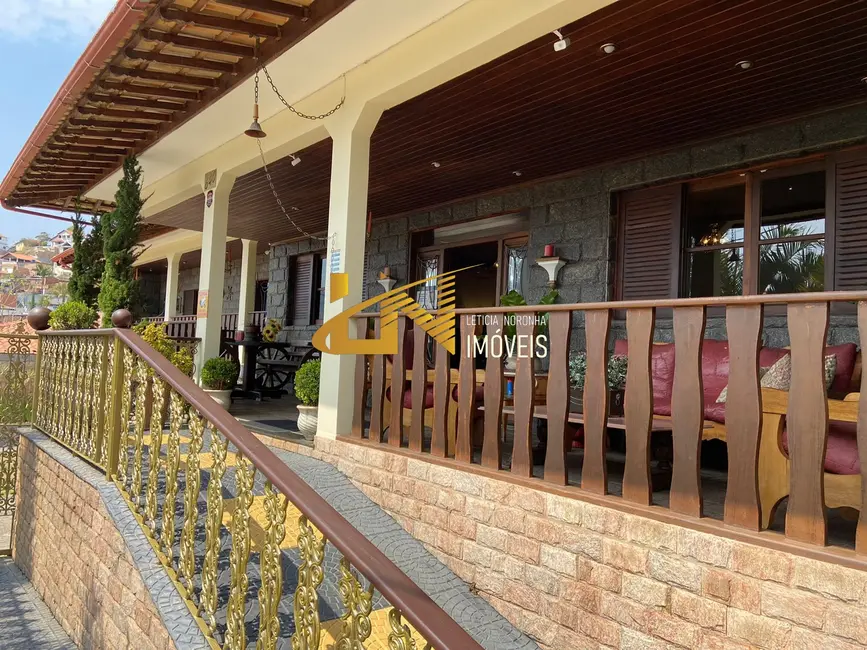 Foto 3 de Casa com 7 quartos à venda, 534m2 em Sao Lourenco - MG