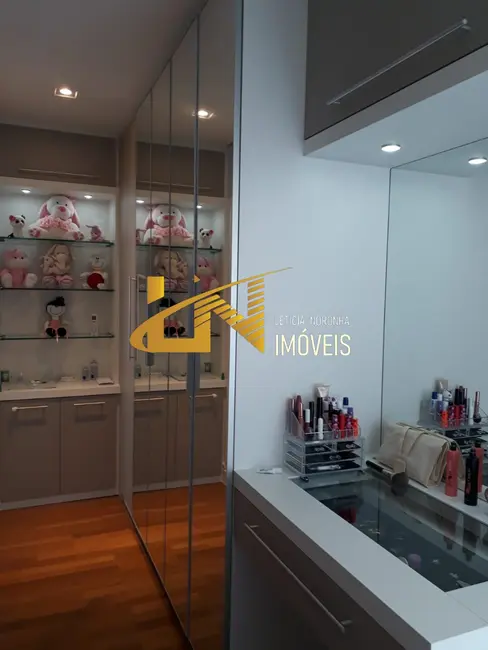 Casa com 4 quartos à venda, 250m2 em Sao Lourenco - MG - imagem 4 Foto 4 de Casa com 4 quartos à venda, 250m2 em Sao Lourenco - MG