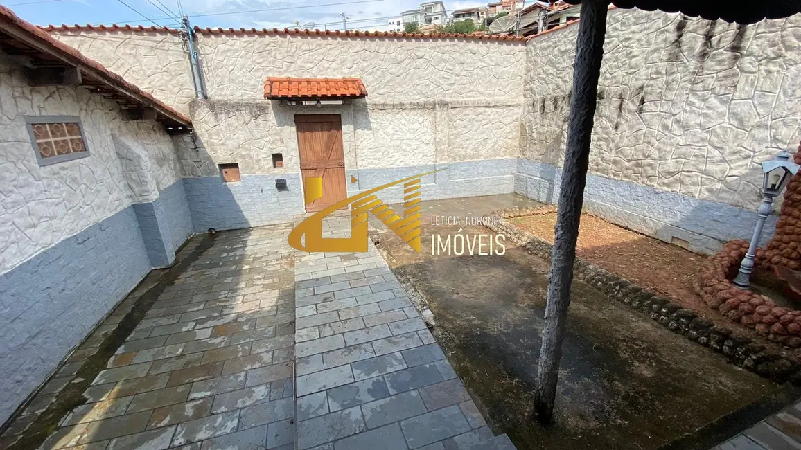 Casa com 3 quartos à venda, 231m2 em Sao Lourenco - MG - imagem 4 Foto 4 de Casa com 3 quartos à venda, 231m2 em Sao Lourenco - MG