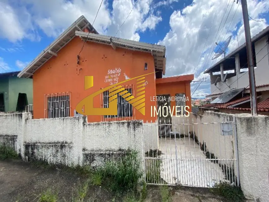Foto 1 de Casa com 3 quartos à venda, 105m2 em Sao Lourenco - MG