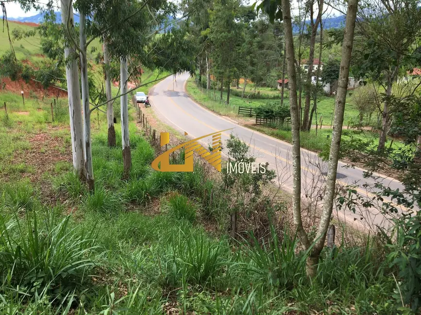Foto 3 de Terreno / Lote à venda em Dom Vicoso - MG