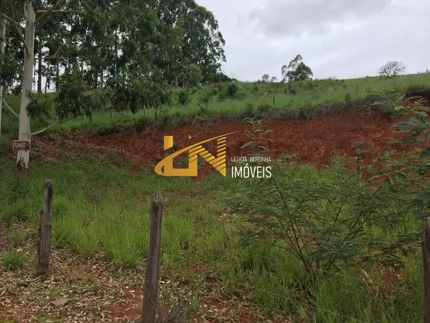 Foto 9 de Terreno / Lote à venda em Dom Vicoso - MG