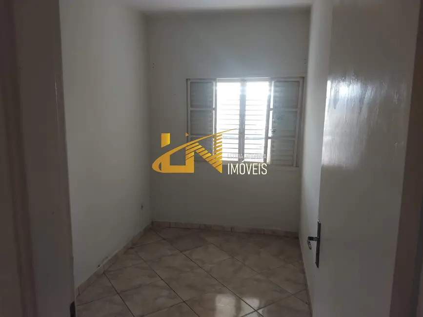 Foto 3 de Casa com 2 quartos à venda, 135m2 em Sao Lourenco - MG