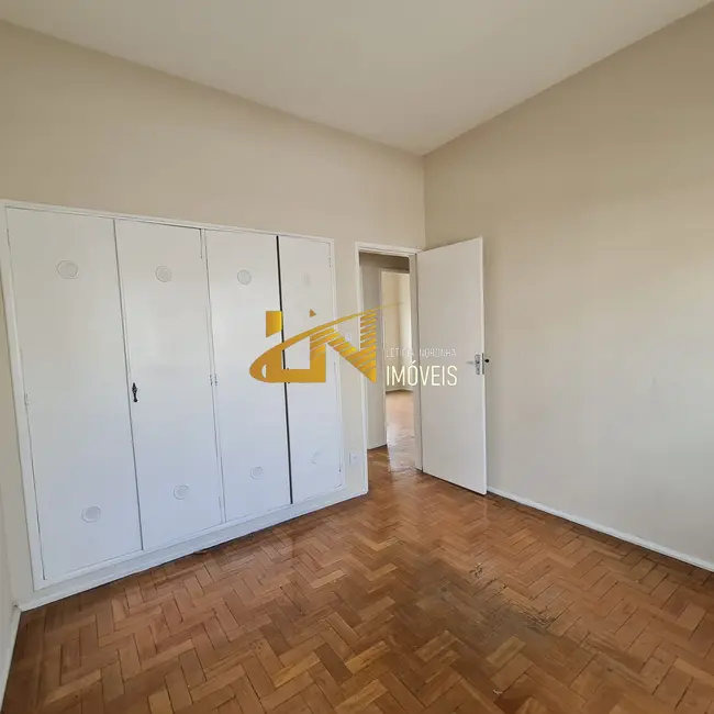 Apartamento com 3 quartos para alugar, 115m2 em Centro, Sao Lourenco - MG - imagem 6 Foto 6 de Apartamento com 3 quartos para alugar, 115m2 em Centro, Sao Lourenco - MG