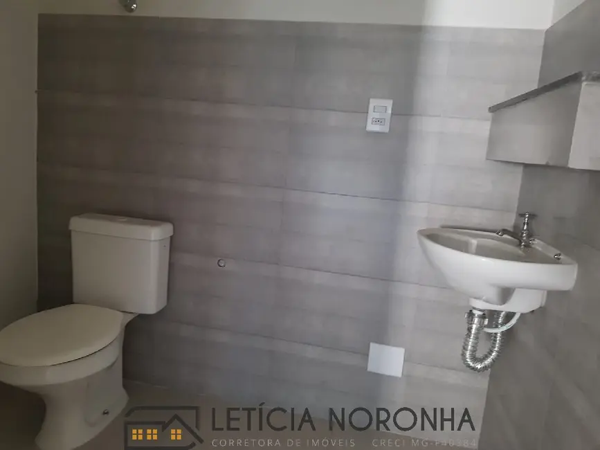 Sala Comercial para alugar, 316m2 em Centro, Sao Lourenco - MG - imagem 9 Foto 9 de Sala Comercial para alugar, 316m2 em Centro, Sao Lourenco - MG