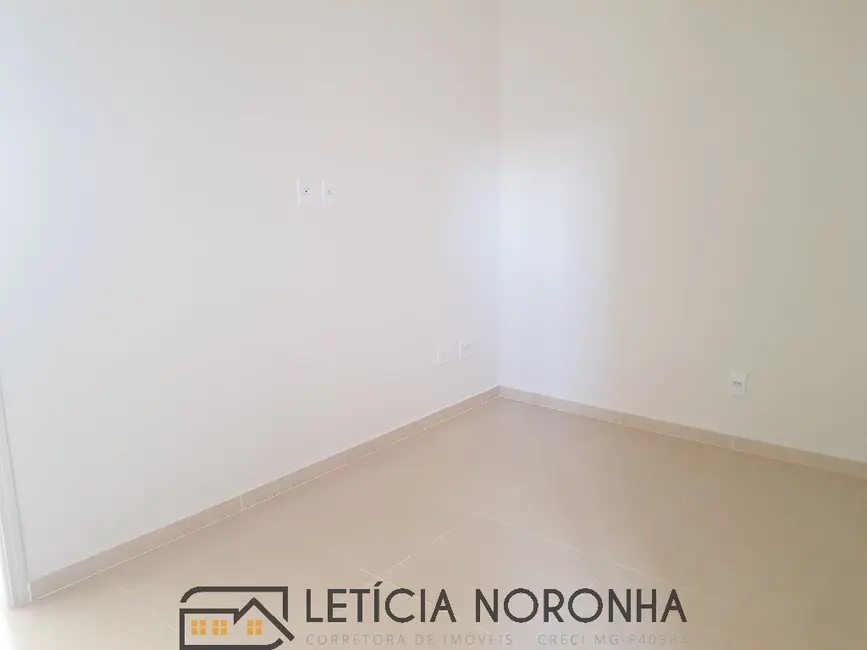 Sala Comercial para alugar, 316m2 em Centro, Sao Lourenco - MG - imagem 7 Foto 7 de Sala Comercial para alugar, 316m2 em Centro, Sao Lourenco - MG