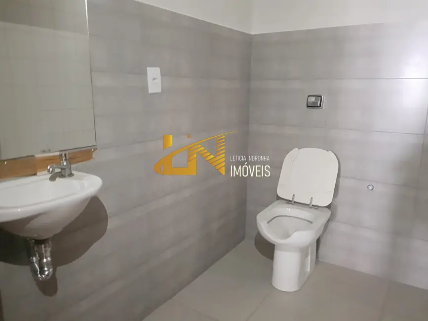 Sala Comercial para alugar, 316m2 em Centro, Sao Lourenco - MG - imagem 6 Foto 6 de Sala Comercial para alugar, 316m2 em Centro, Sao Lourenco - MG