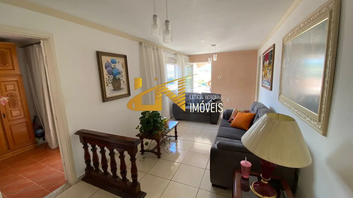 Casa com 3 quartos à venda, 154m2 em Centro, Sao Lourenco - MG - imagem 8 Foto 8 de Casa com 3 quartos à venda, 154m2 em Centro, Sao Lourenco - MG