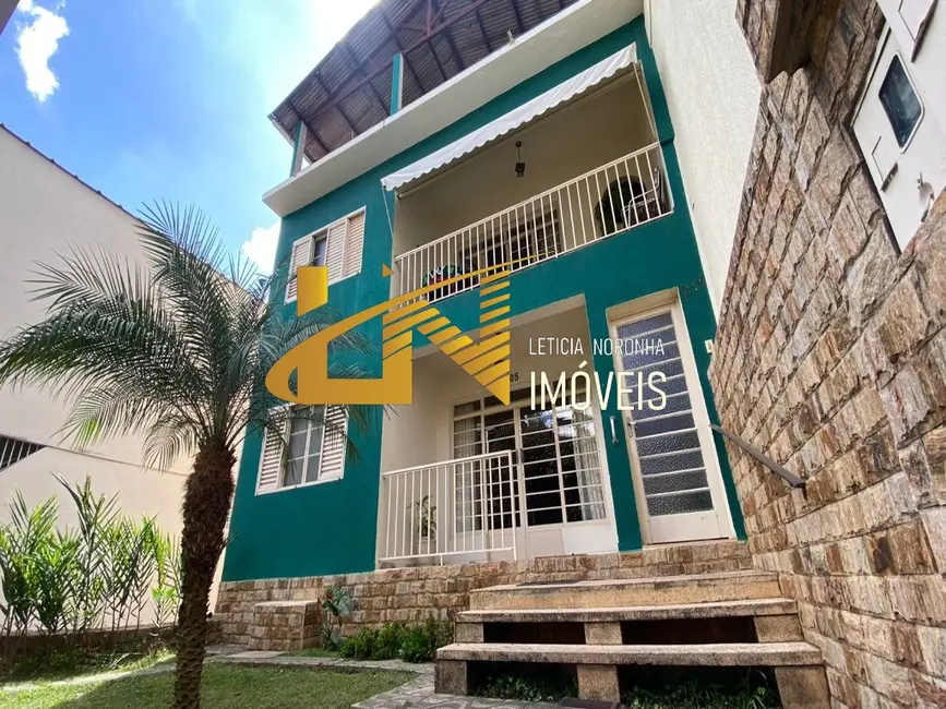 Foto 1 de Casa com 3 quartos à venda, 288m2 em Sao Lourenco - MG