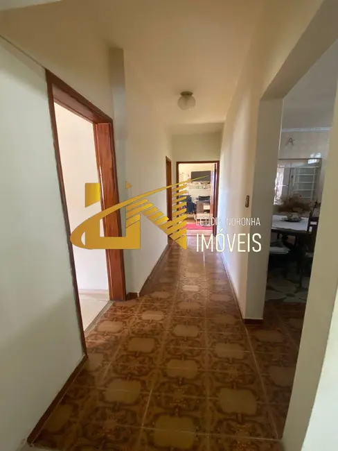 Casa com 3 quartos à venda, 288m2 em Sao Lourenco - MG - imagem 8 Foto 8 de Casa com 3 quartos à venda, 288m2 em Sao Lourenco - MG