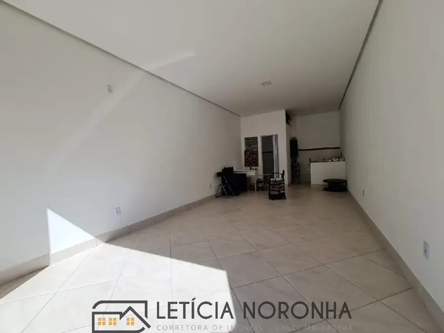 Foto 1 de Sala Comercial para alugar, 36m2 em Sao Lourenco - MG