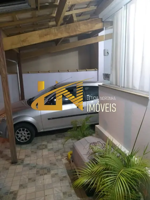 Foto 2 de Casa com 2 quartos à venda, 60m2 em Sao Lourenco - MG