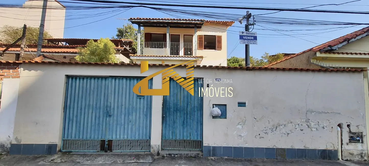 Foto 1 de Casa com 3 quartos à venda, 137m2 em Sao Lourenco - MG