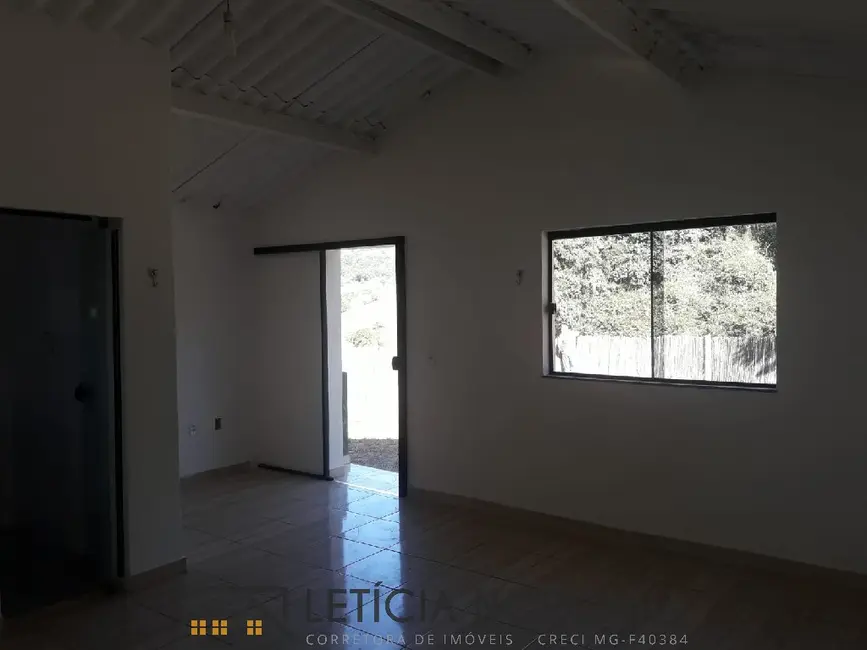 Chácara com 1 quarto à venda e para alugar, 70m2 em Sao Lourenco - MG - imagem 5 Foto 5 de Chácara com 1 quarto à venda e para alugar, 70m2 em Sao Lourenco - MG