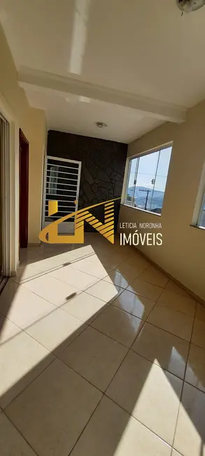 Foto 3 de Casa com 2 quartos à venda, 140m2 em Sao Lourenco - MG